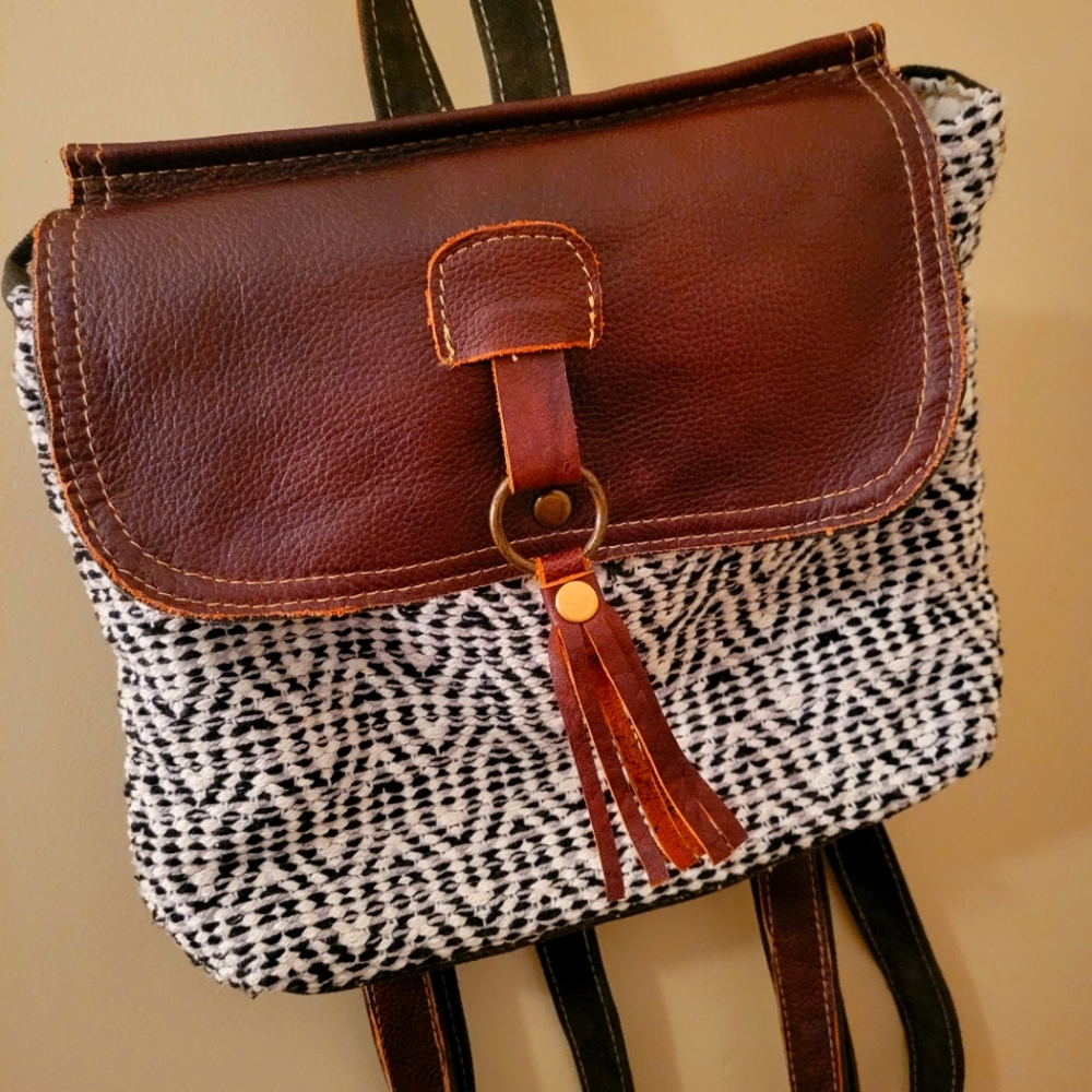 Myra Bag/Backpack